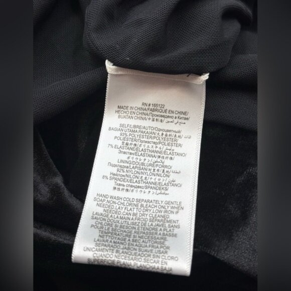 🆕 BCBGMAXAZRIA 🧿 NWOT Domenico Asymmetrical Black Velvet Dress, Sz M - Picture 15 of 16